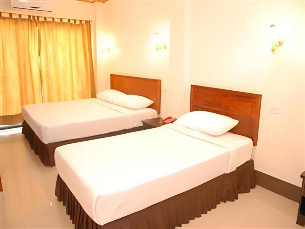 Chaleunehoung Hotel Вьентьян Экстерьер фото
