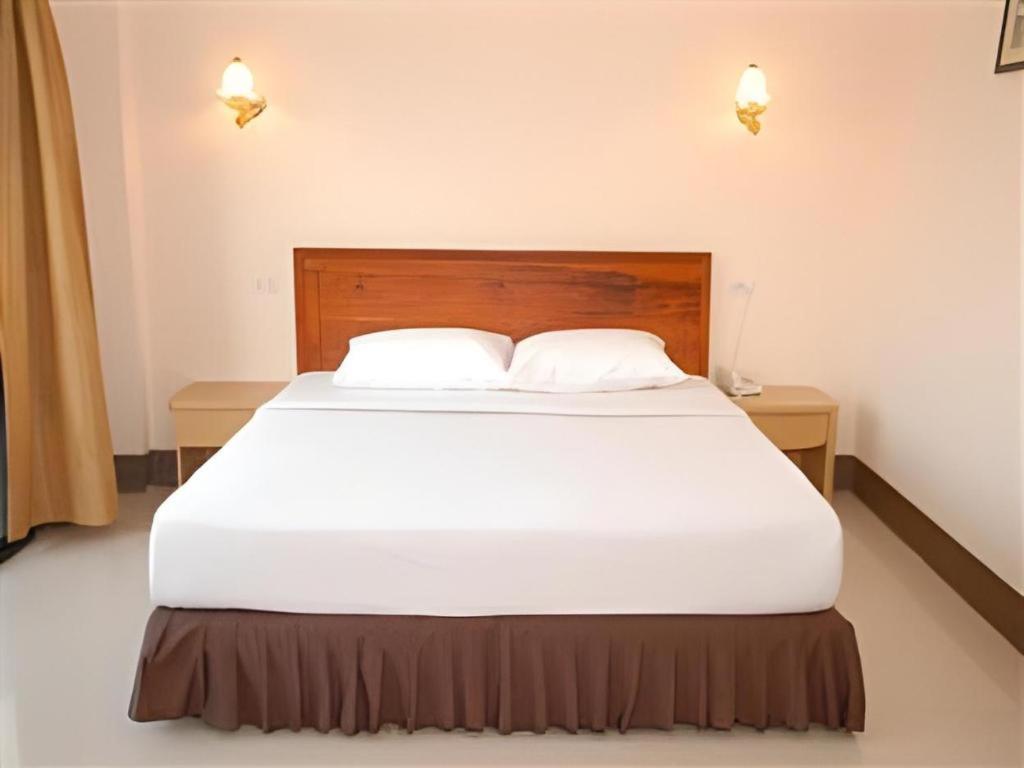 Chaleunehoung Hotel Вьентьян Экстерьер фото